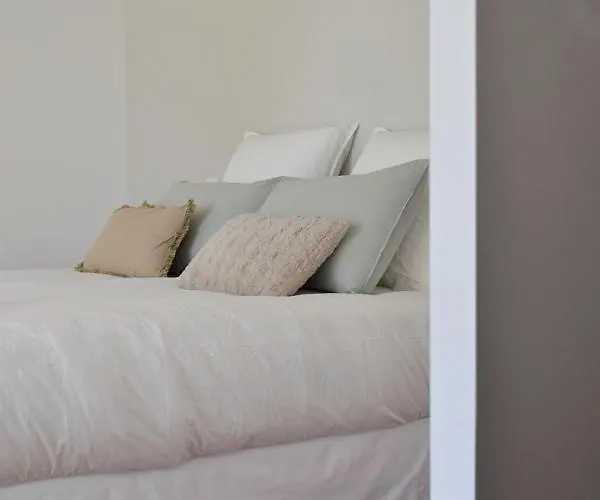 D'hote Au Domaine Terre De Chenes 3*